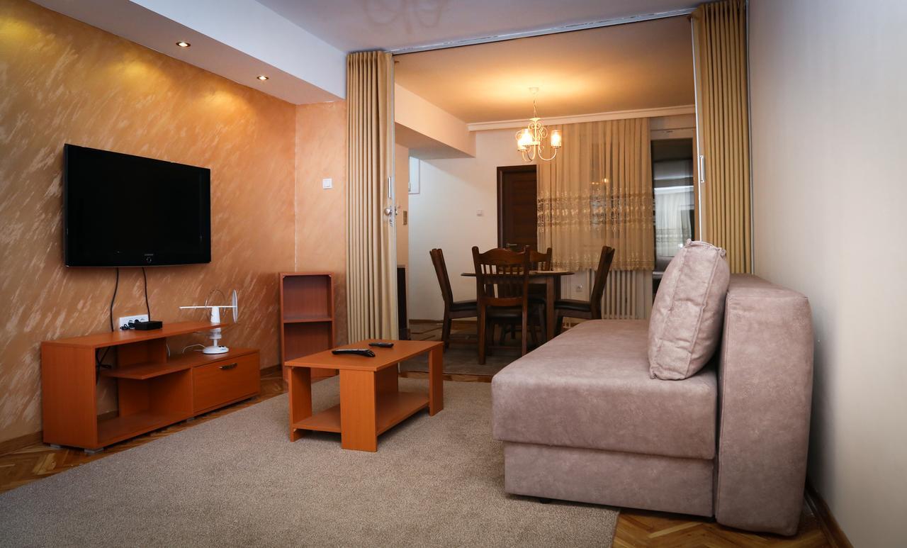 Comfort Inn Apartment Novi Pazar Buitenkant foto